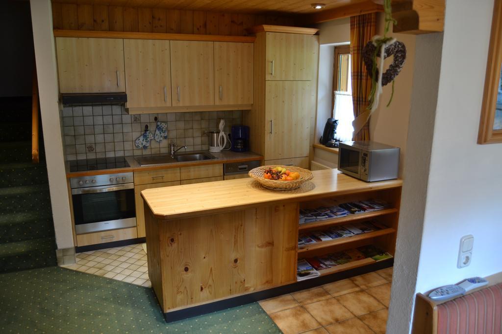 Haus Marco Apartment Нойщифт им Щубайтал Екстериор снимка